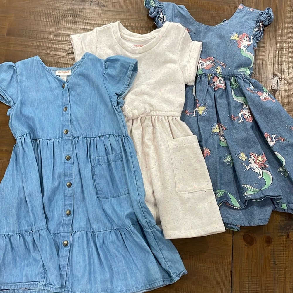 SET of 3 dresses size XS/5T like new!